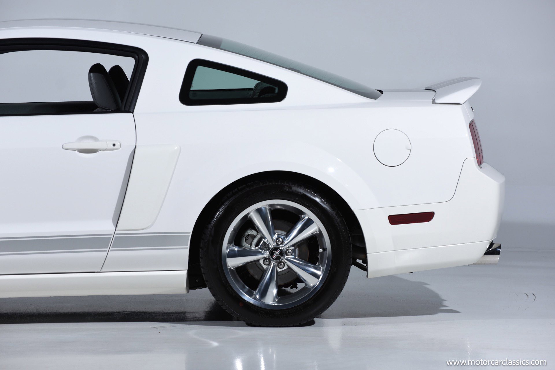 Used 2007 Ford Mustang GT RWD image 10