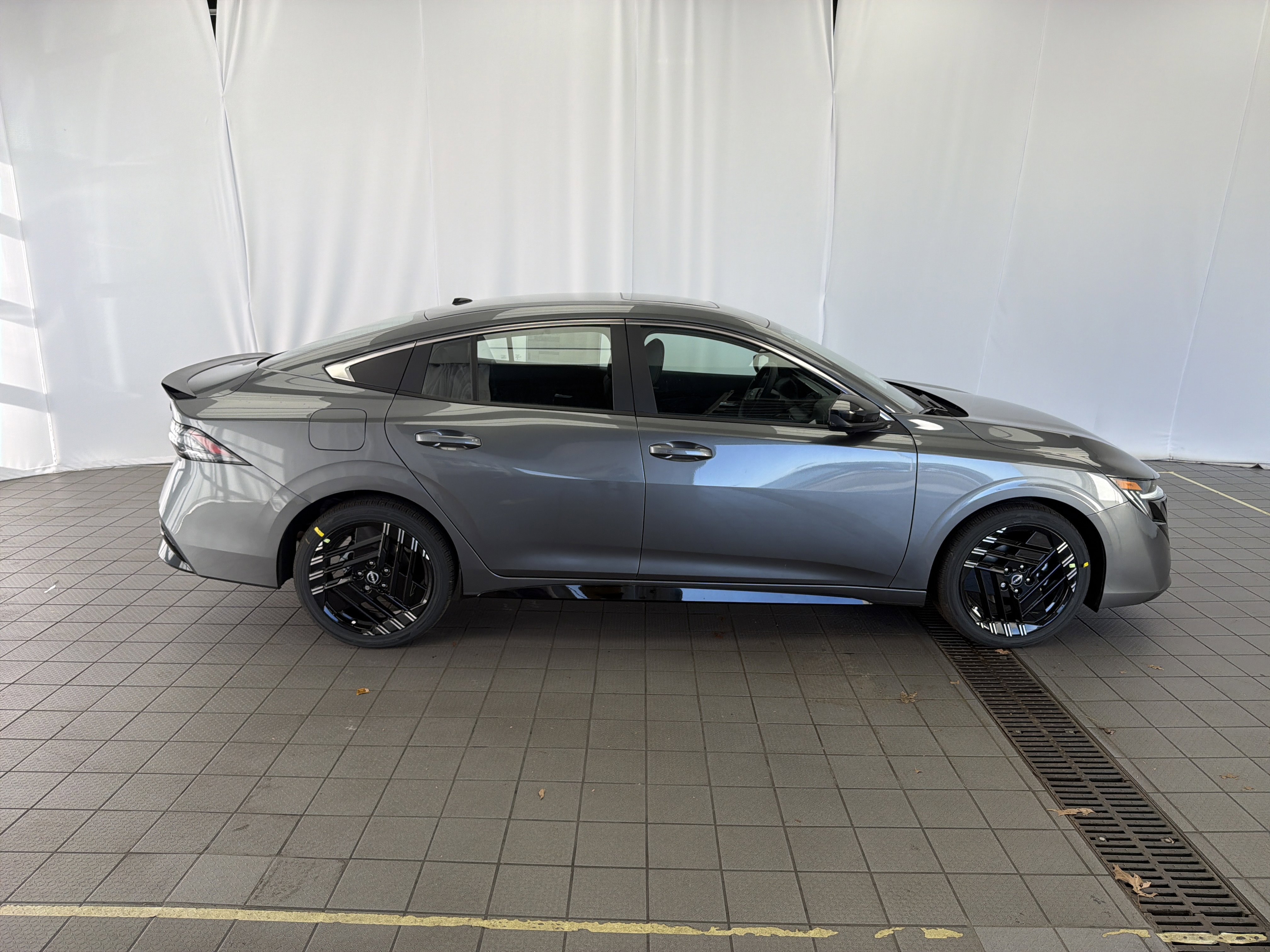 New 2026 Nissan Sentra SR image 4