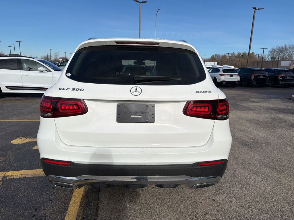 Used 2021 Mercedes-Benz GLC 300 4MATIC image 7
