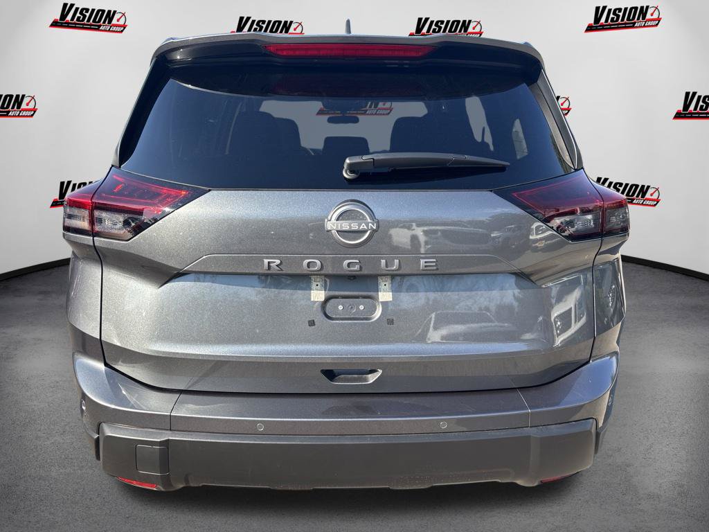 Certified 2026 Nissan Rogue SV FWD image 8