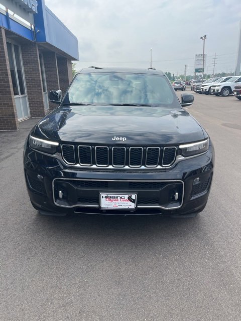 Used 2024 Jeep Grand Cherokee L Overland w/ Luxury Tech Group IV image 2
