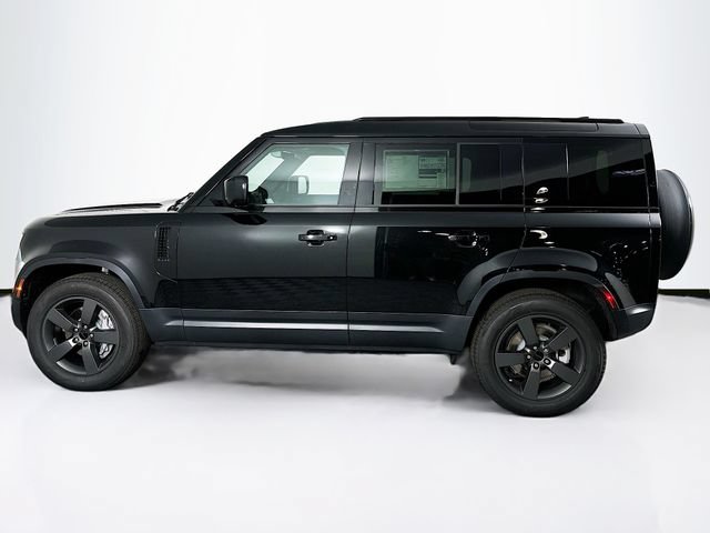 Used 2026 Land Rover Defender 110 S AWD/4WD image 8