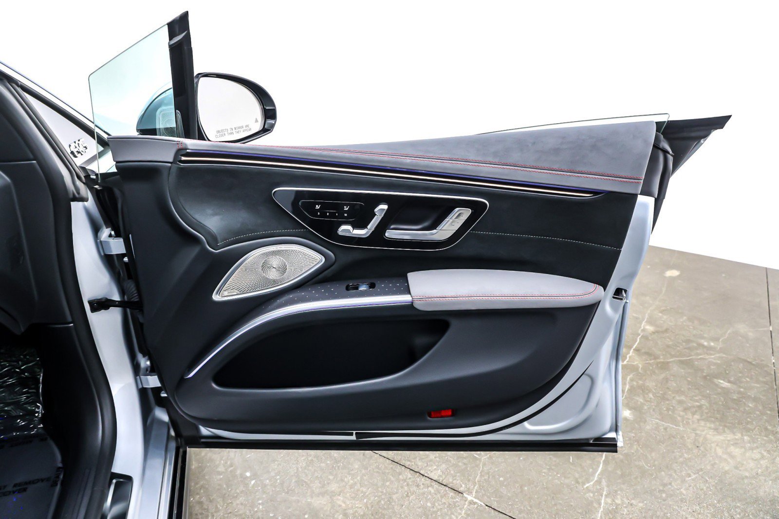 Used 2022 Mercedes-Benz EQS 450+ Sedan image 24