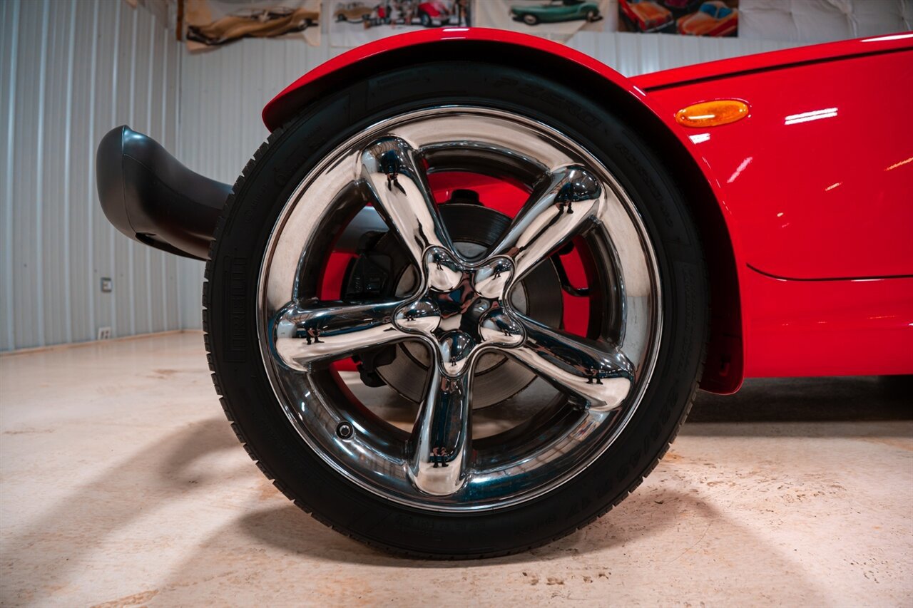Used 1999 Plymouth Prowler RWD image 12