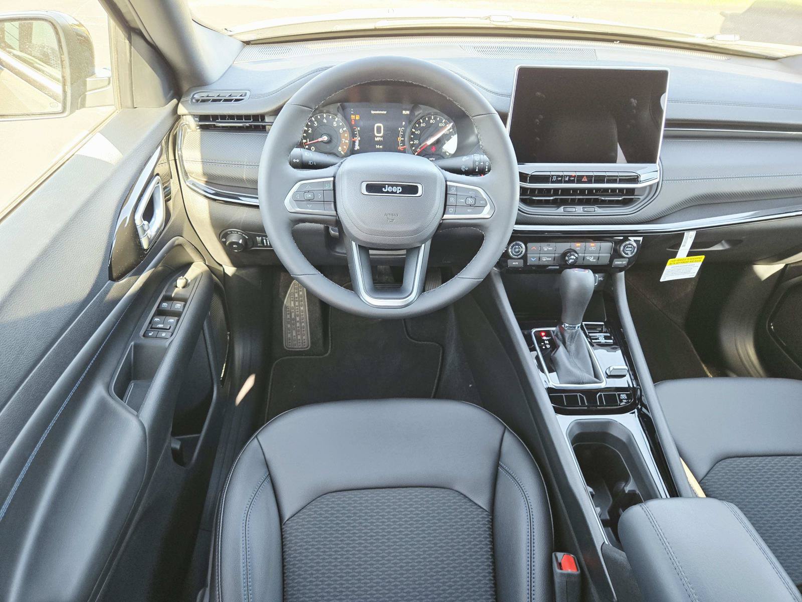 New 2027 Jeep Compass Latitude AWD/4WD image 11