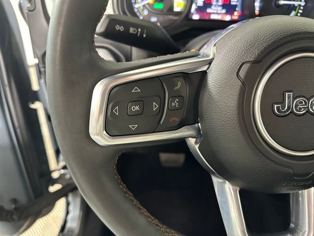 Used 2024 Jeep Wrangler Unlimited Sahara w/ Technology Group image 15