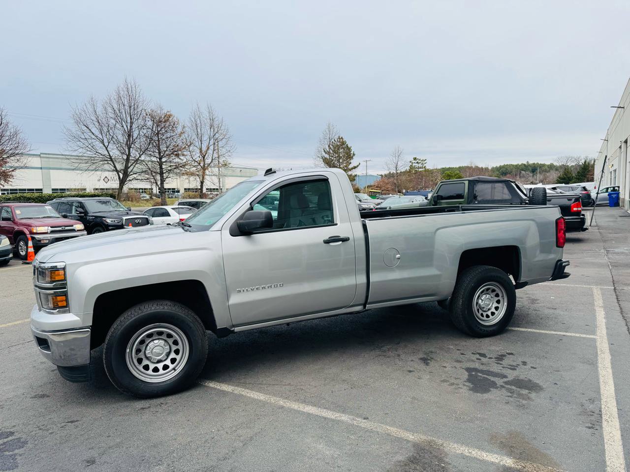 Used 2014 Chevrolet Silverado 1500 LT w/ LT Convenience Package AWD/4WD image 28