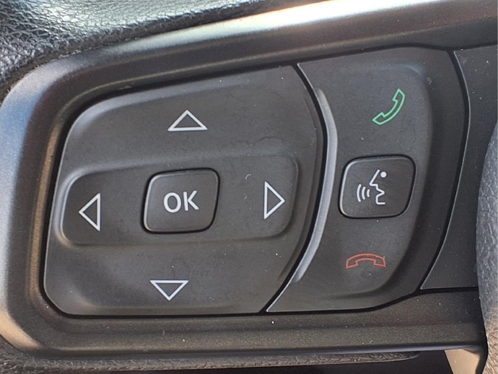 Used 2024 Jeep Gladiator Sport AWD/4WD image 15