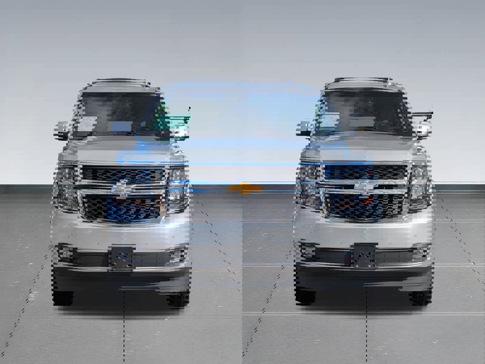 Used 2019 Chevrolet Suburban LT w/ Luxury Package image 9