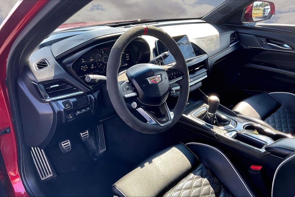 Used 2022 Cadillac CT4 V Blackwing w/ Carbon Fiber 1 Package RWD image 17