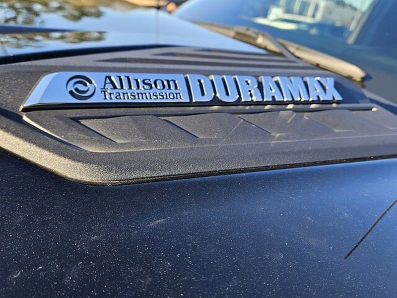 Used 2025 Chevrolet Silverado 3500 LT w/ Convenience Package AWD/4WD image 19