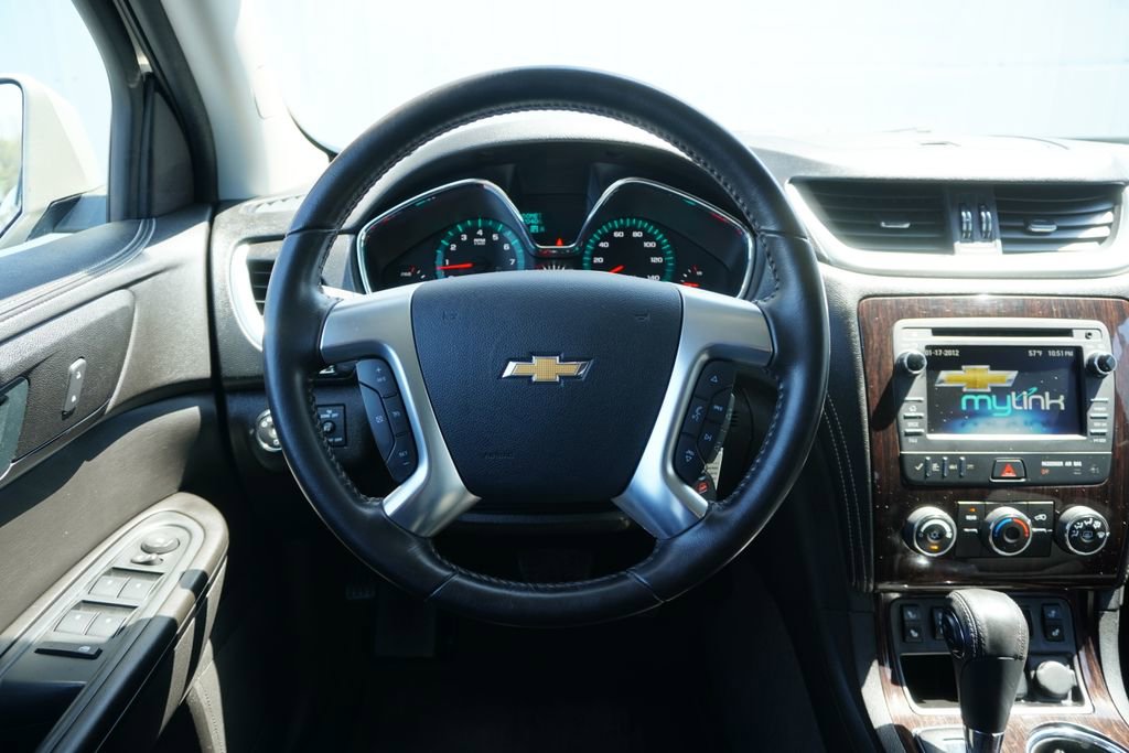 Used 2016 Chevrolet Traverse LT w/ Style and Technology Package AWD/4WD image 13