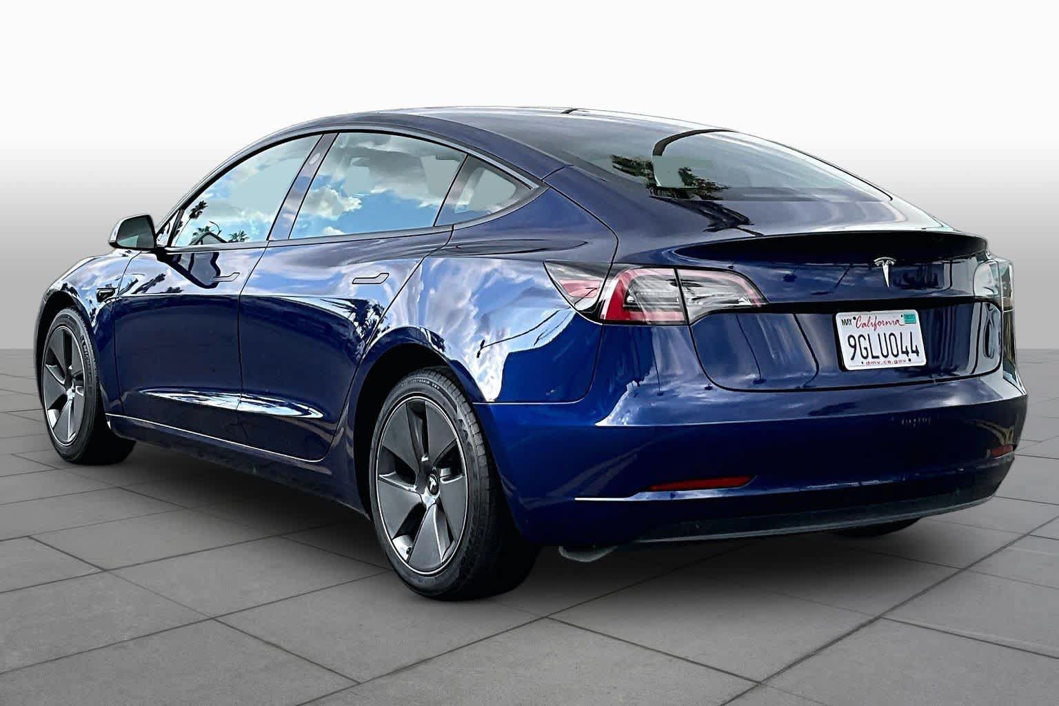 Used 2023 Tesla Model 3 Standard Range RWD image 11