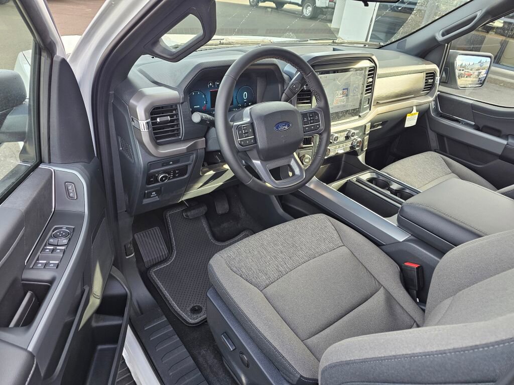 New 2025 Ford F150 XLT w/ Equipment Group 301A Standard image 11