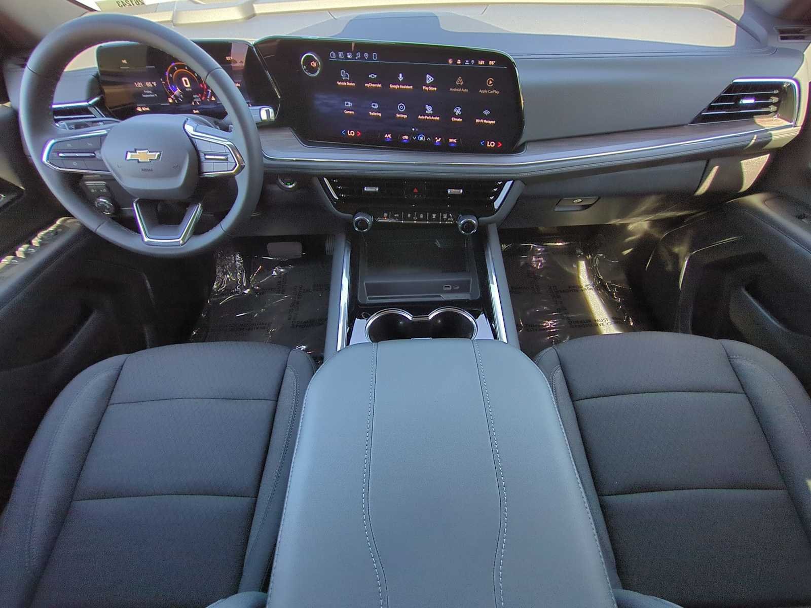 New 2026 Chevrolet Suburban LS RWD image 13