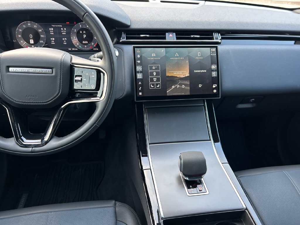 Used 2026 Land Rover Range Rover Velar S AWD/4WD image 18
