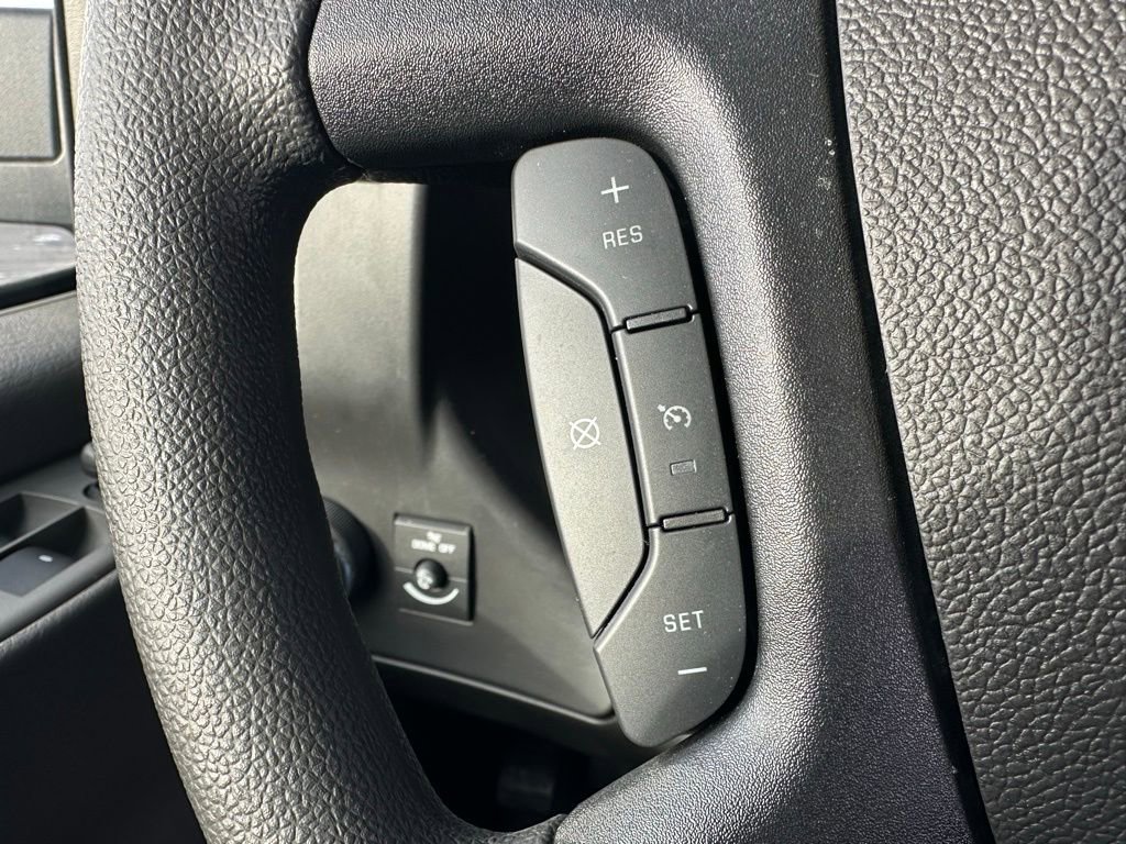 Used 2025 Chevrolet Express 2500 Extended w/ Communications Package image 26