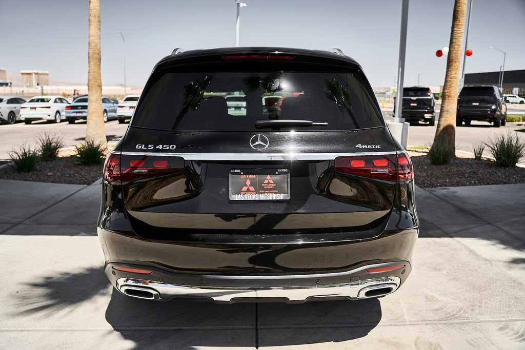 Used 2025 Mercedes-Benz GLS 450 4MATIC image 9