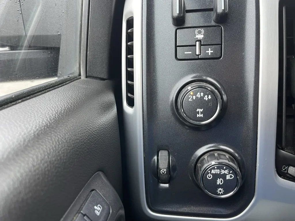 Used 2019 GMC Sierra 2500 SLT image 32