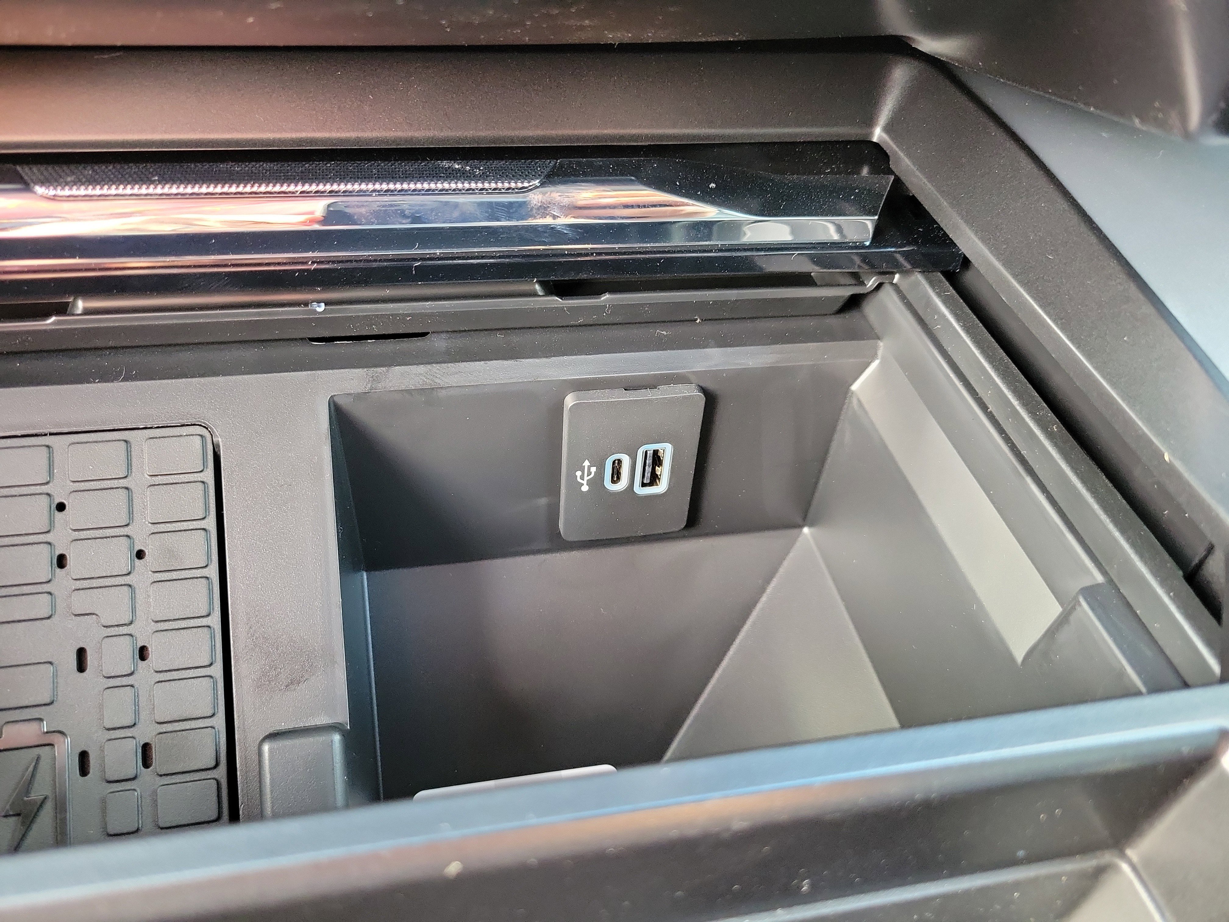 New 2026 Ford F250 Lariat image 26