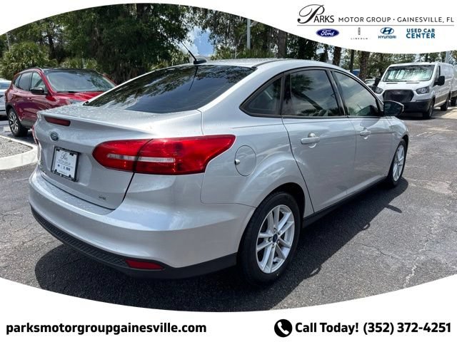 Certified 2017 Ford Focus SE FWD image 8
