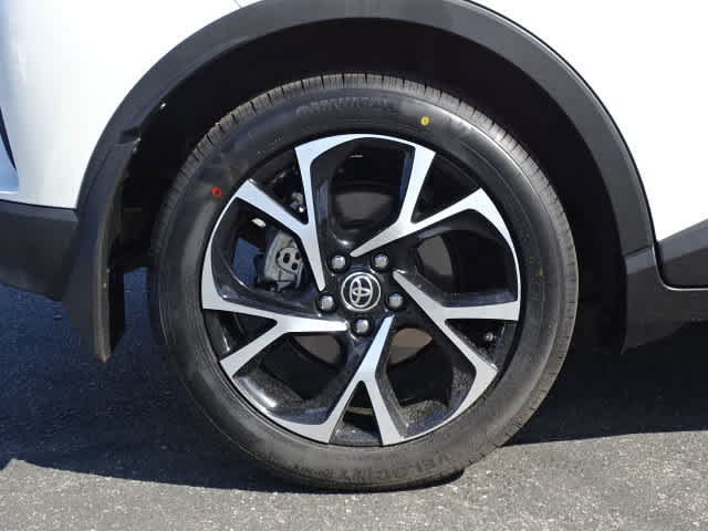 Certified 2021 Toyota C-HR XLE FWD image 7
