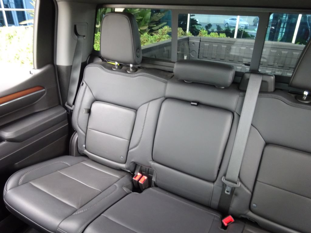 Certified 2025 GMC Sierra 1500 Denali w/ Denali Reserve Package AWD/4WD image 16
