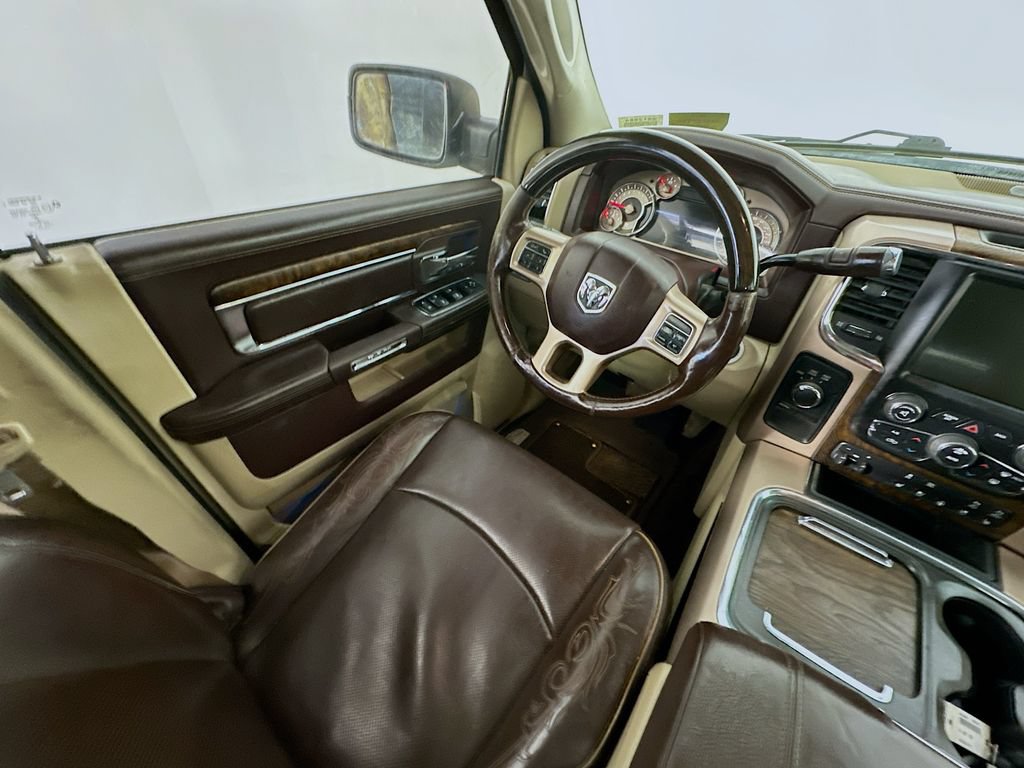 Used 2016 RAM 2500 Longhorn w/ Convenience Group AWD/4WD image 9