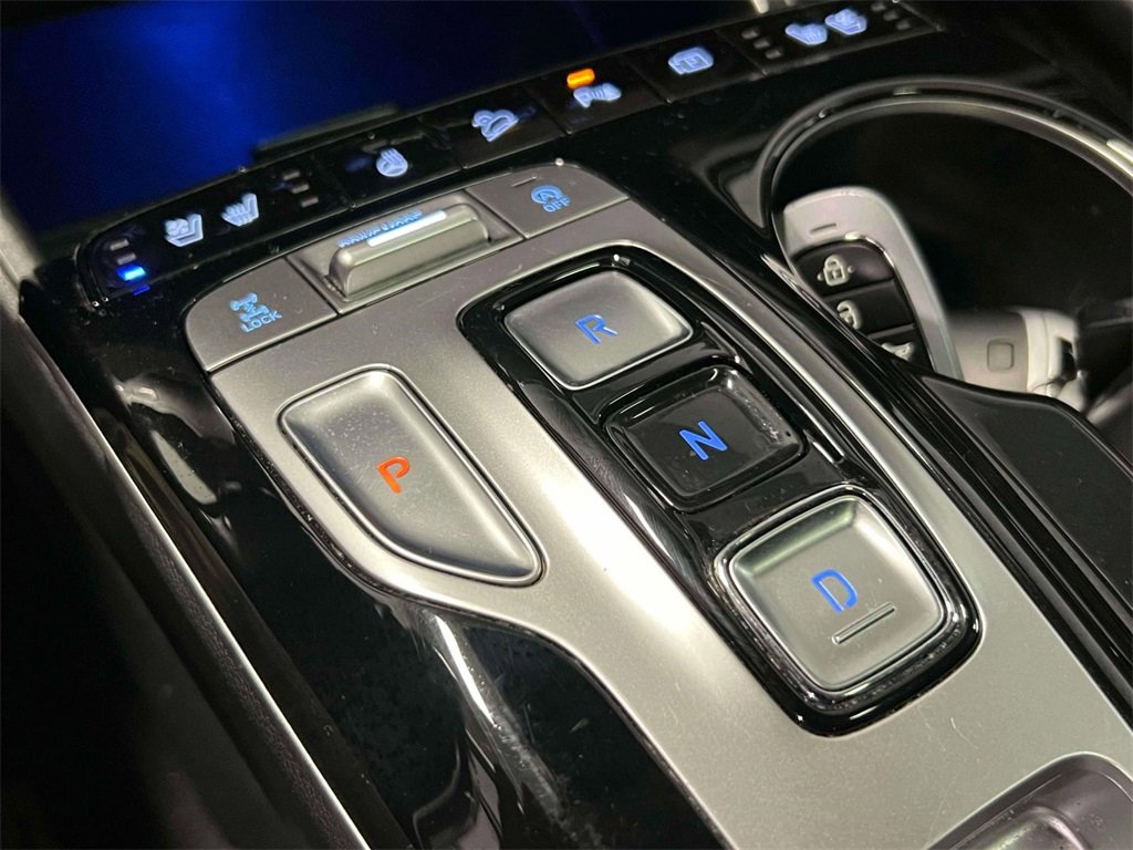 Used 2023 Hyundai Tucson Limited image 32