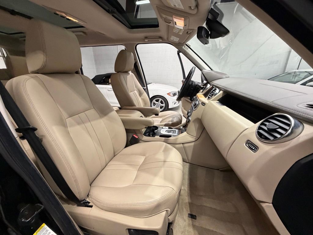 Used 2014 Land Rover LR4 HSE image 41