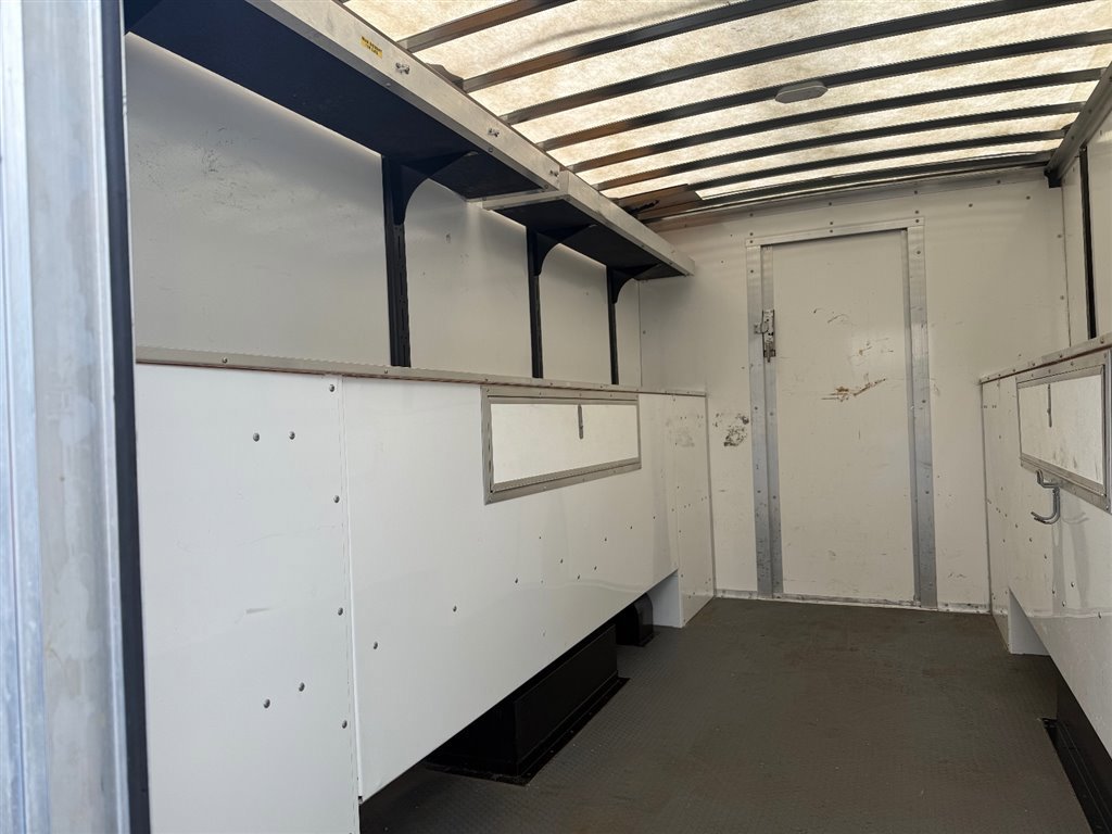 Used 2023 GMC Savana 3500 w/ Power Convenience Package image 19