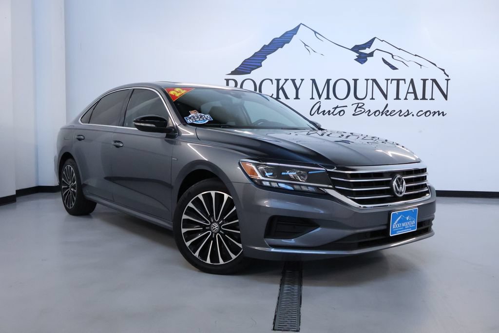 Used 2022 Volkswagen Passat 2.0T