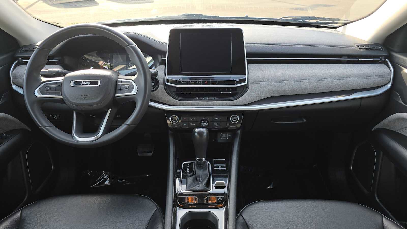 Used 2022 Jeep Compass Latitude AWD/4WD image 18