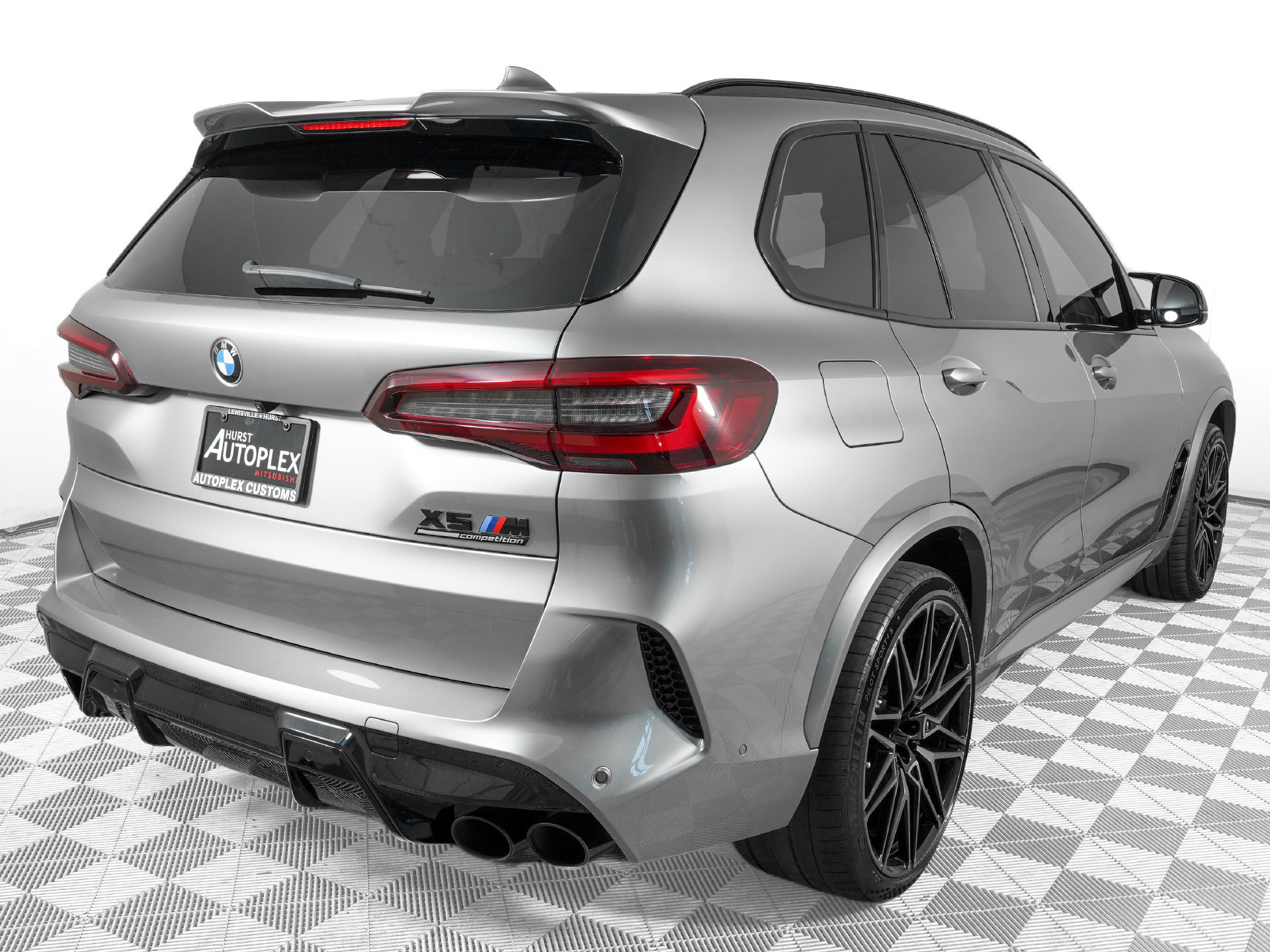 Used 2021 BMW X5 M w/ Competition Package AWD/4WD image 5