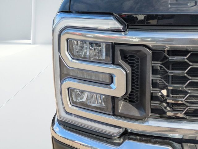 Used 2025 Ford F350 Lariat image 31