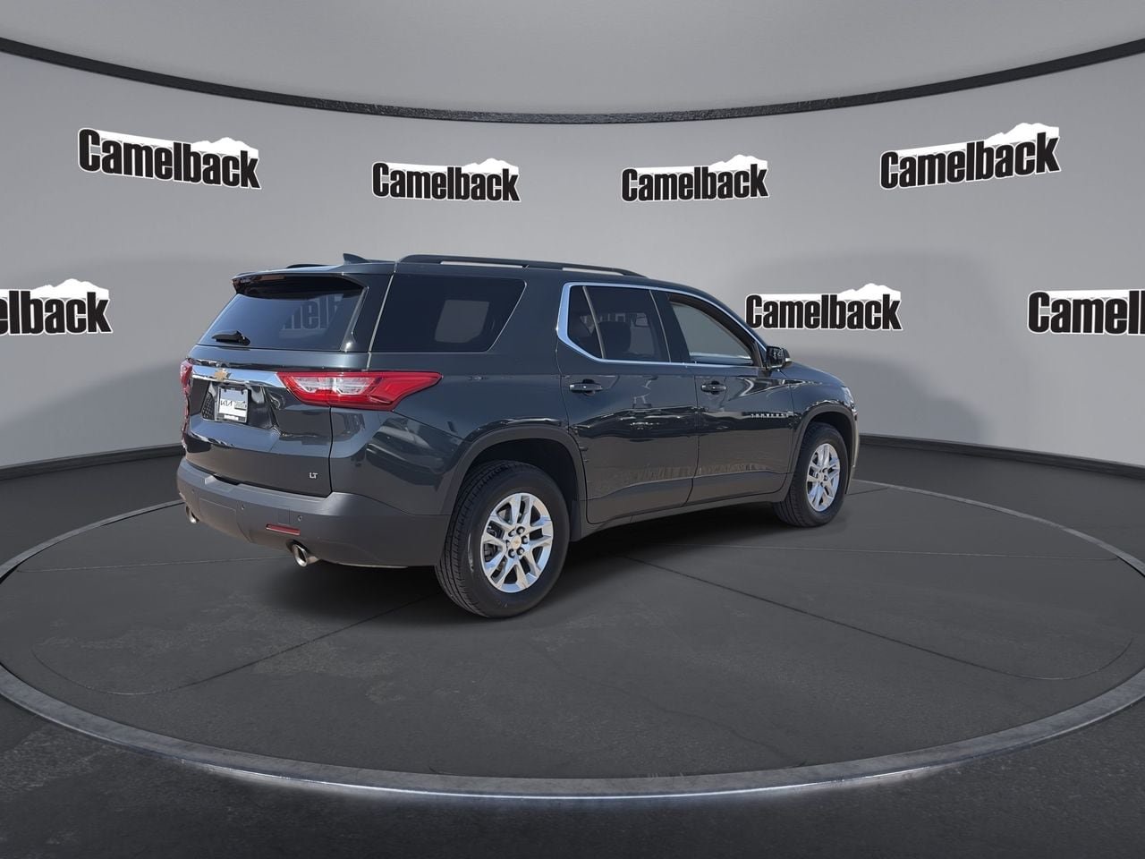 Used 2019 Chevrolet Traverse LT FWD image 7