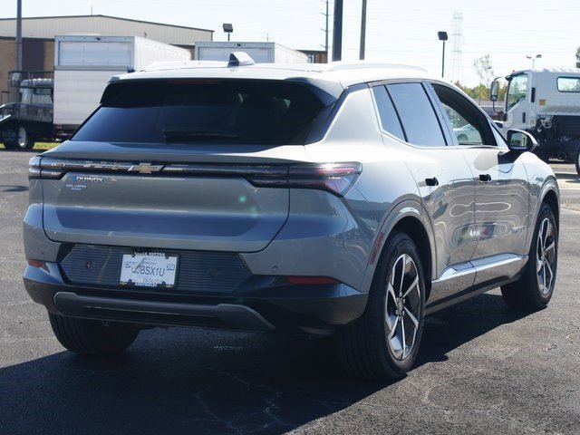 Used 2025 Chevrolet Equinox EV LT w/ Convenience Package image 17