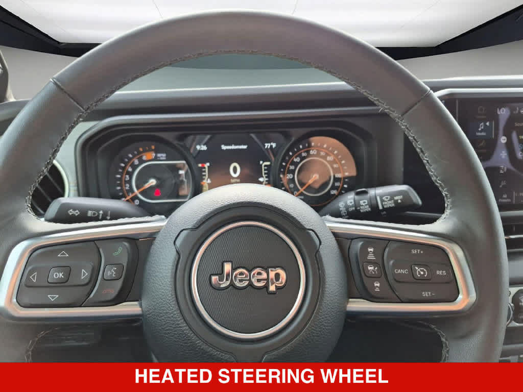 Used 2025 Jeep Wrangler Unlimited Sahara AWD/4WD image 22