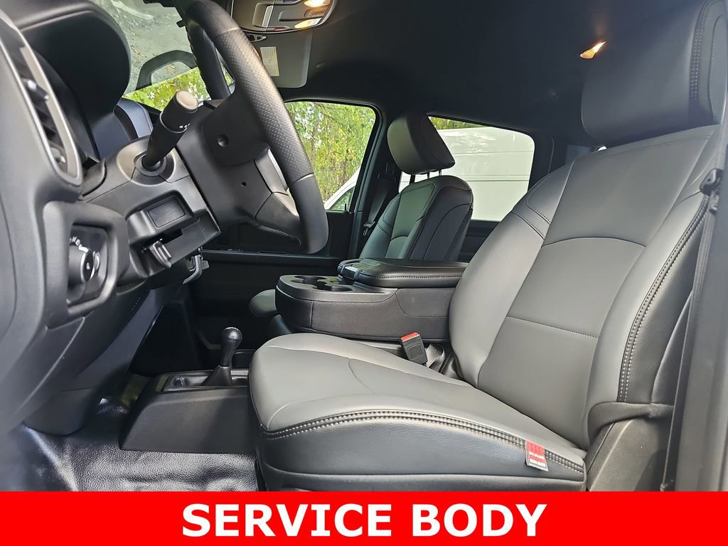 Used 2024 RAM 2500 Tradesman w/ Chrome Appearance Group image 14