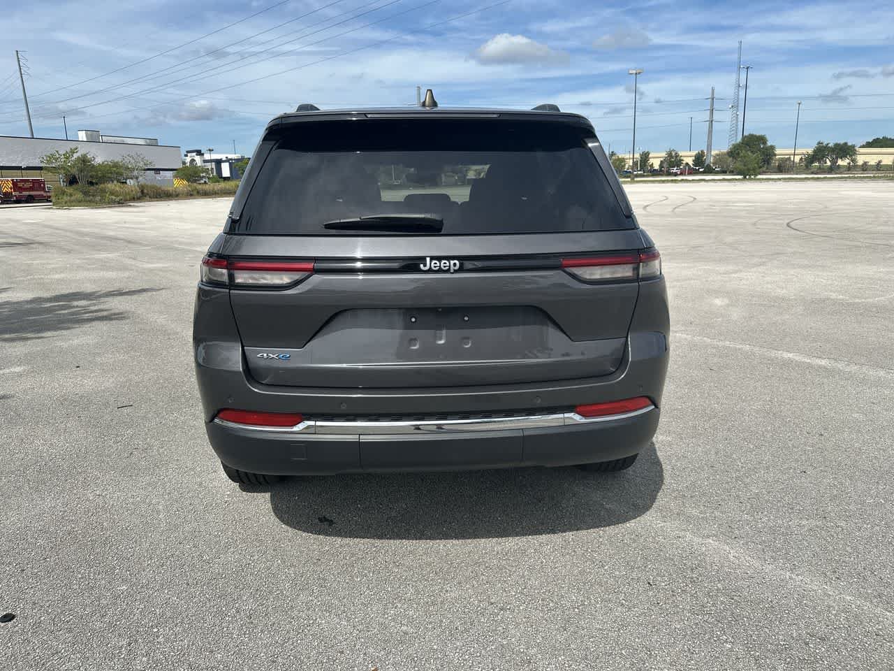 Certified 2024 Jeep Grand Cherokee Limited 4xe AWD/4WD image 13