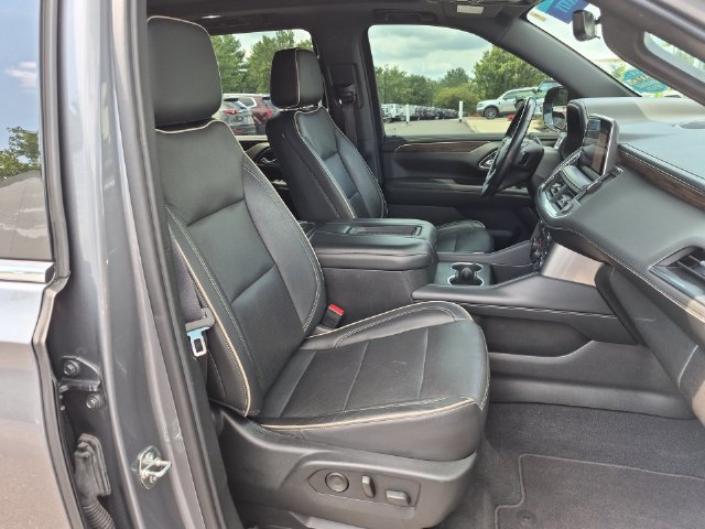 Used 2021 Chevrolet Tahoe Premier w/ Premium Package AWD/4WD image 31