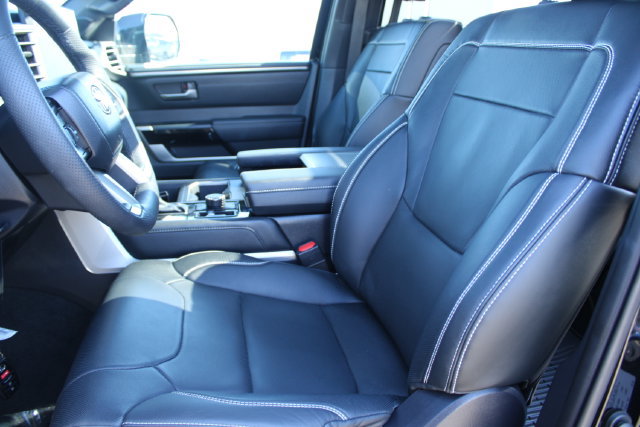 Used 2026 Toyota Sequoia Limited w/ Tow Technology Package AWD/4WD image 31