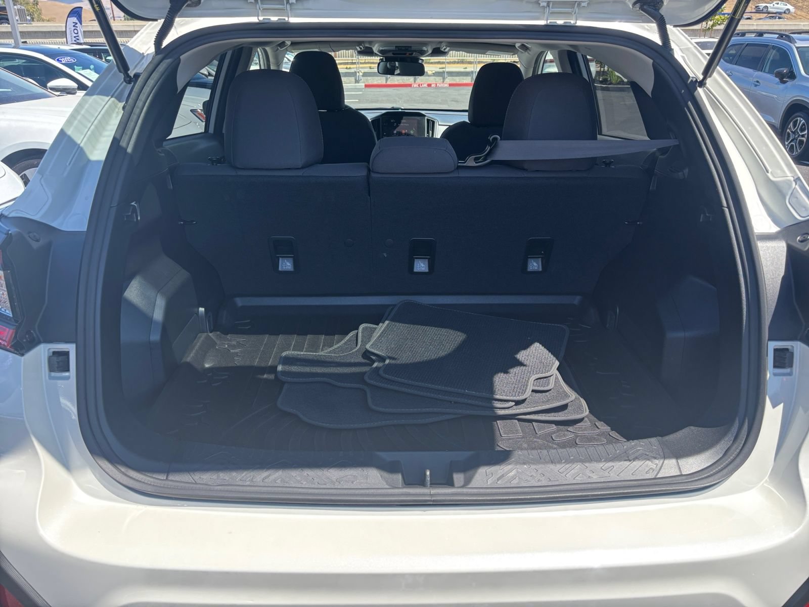 Used 2025 Subaru Crosstrek 2.5i Premium AWD/4WD image 19
