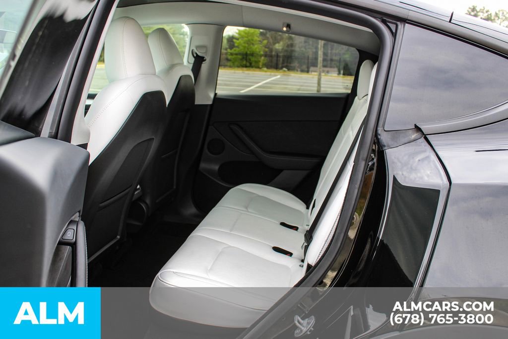 Used 2024 Tesla Model Y Performance image 18
