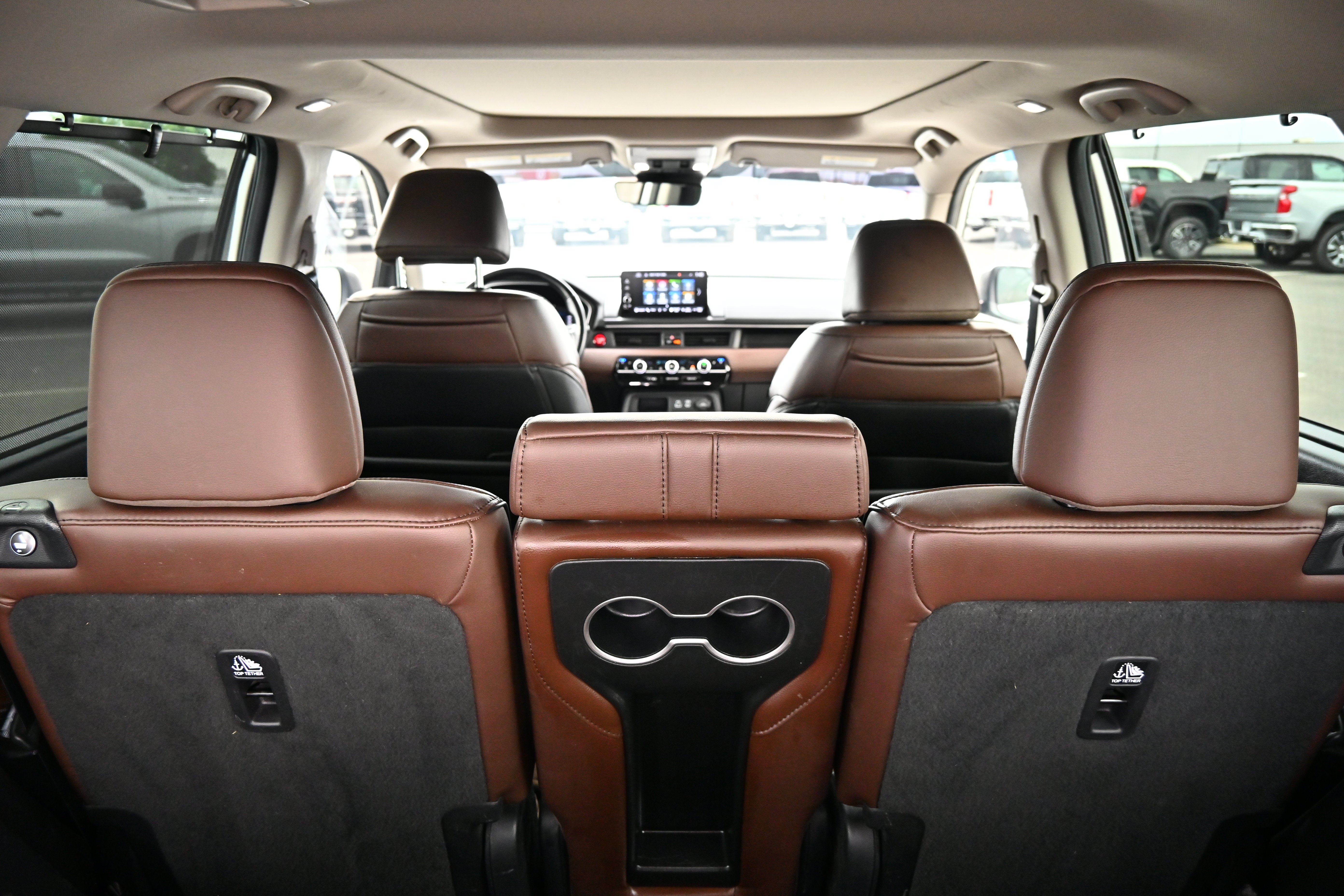 Used 2025 Honda Pilot Elite image 15