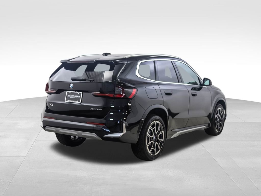 Used 2026 BMW X1 xDrive28i image 6