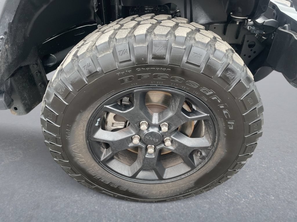 Used 2023 Jeep Wrangler Unlimited Sport AWD/4WD image 13