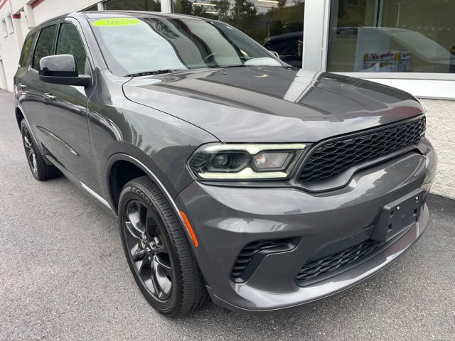 Used 2025 Dodge Durango GT AWD/4WD image 2