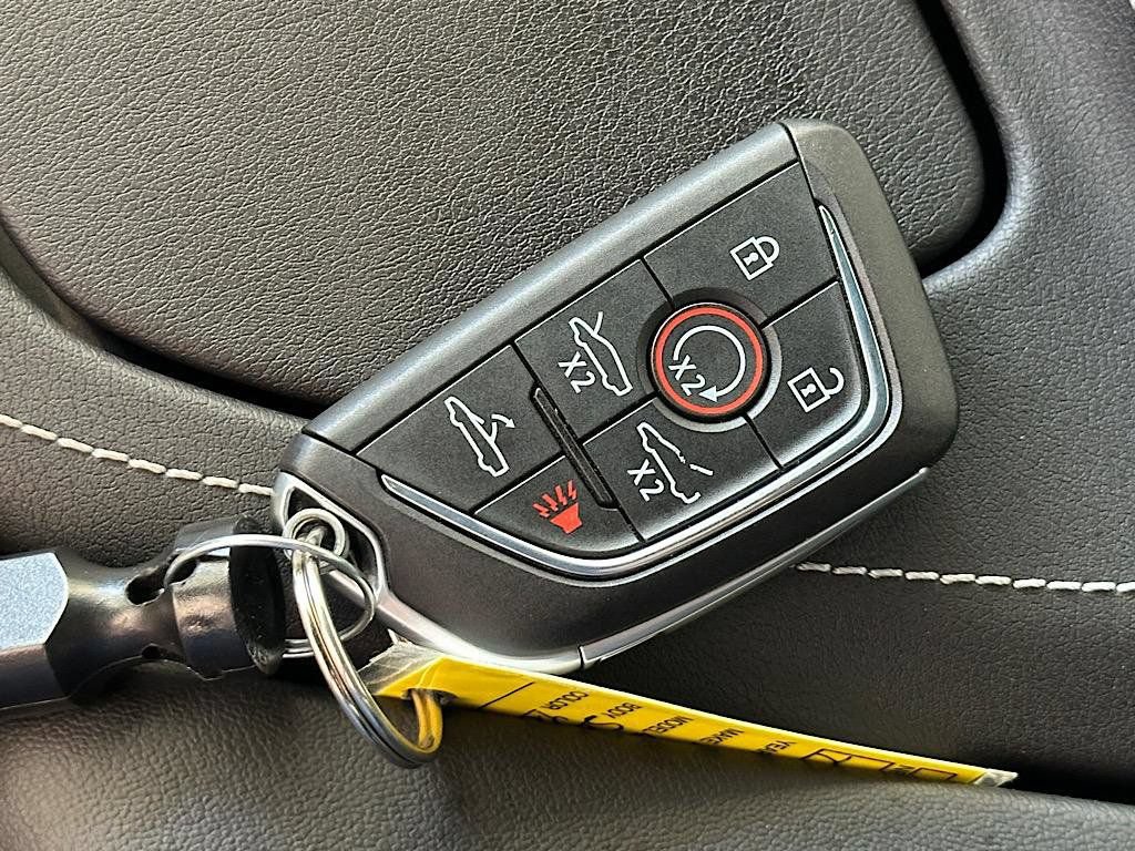 Used 2021 Chevrolet Corvette Stingray Preferred Conv w/ Battery Protection Package RWD image 32