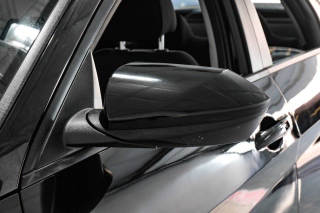 Used 2021 Hyundai Elantra SE w/ Cargo Package image 35